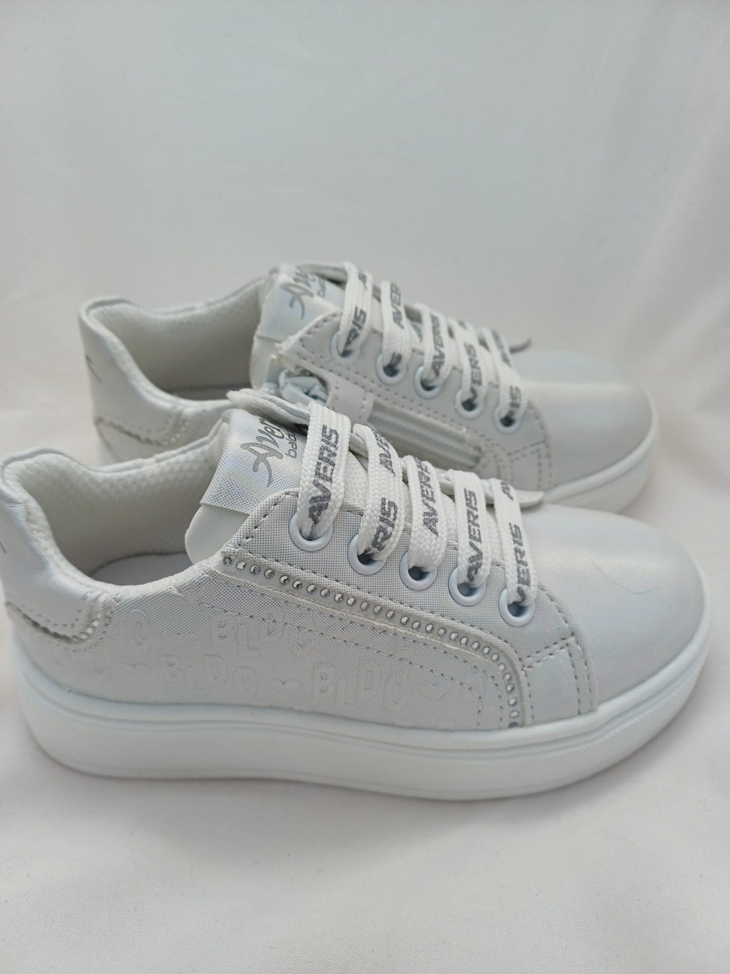 Averis 5141 white