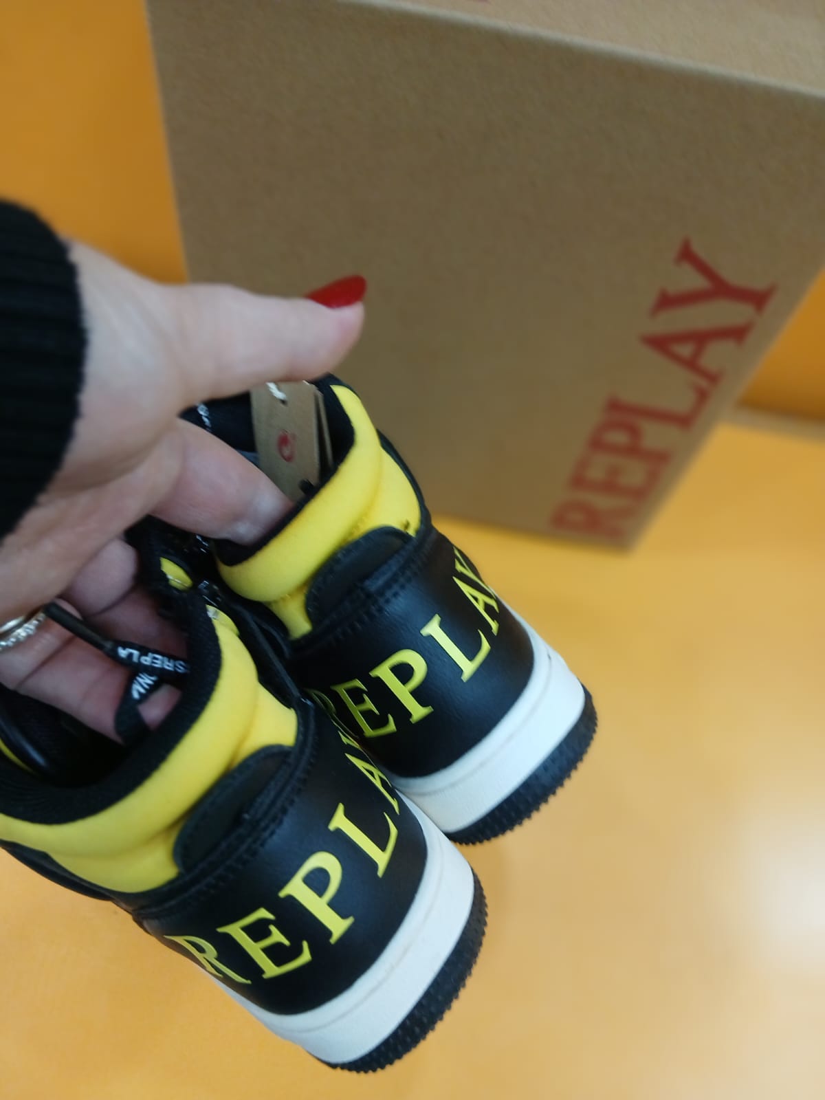 Replay basket ne/giallo